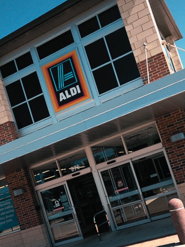 5 Go-To Items From Aldi That Everyone Needs for Their First Apartment