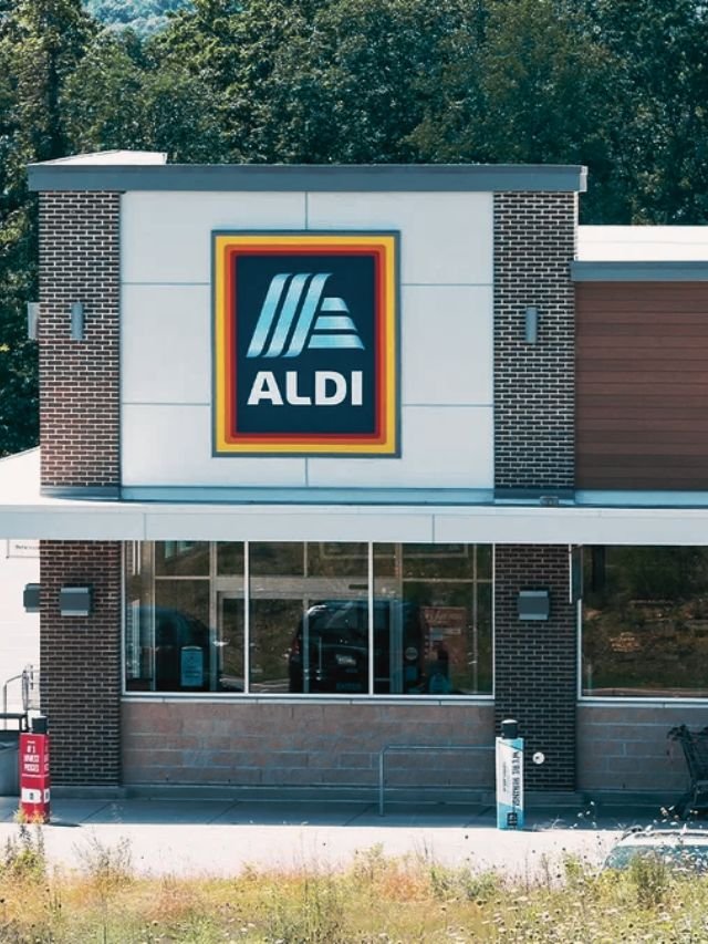 How The Size Of Aldi Stores Actually Helps You Save Money